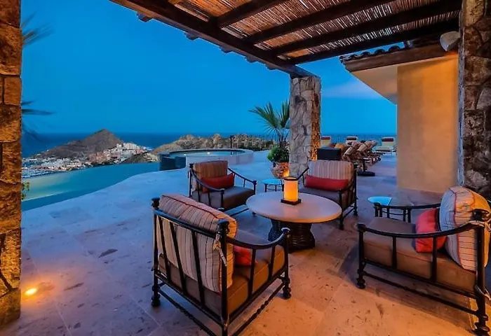 Casa Cielo Pedregal Villa *